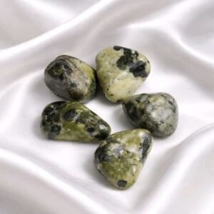 Jadeíta Natural 2–3 cm